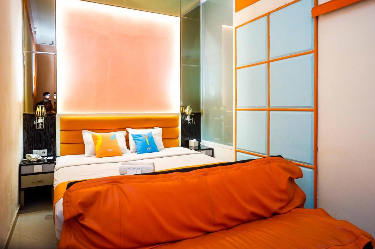 Sans Hotel International Surabaya Gubeng Exterior foto